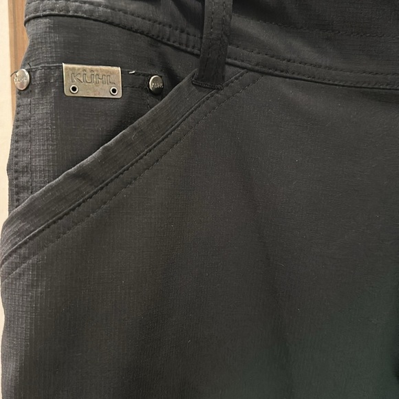 Nearly new KUHL pants - Picture 4 of 10